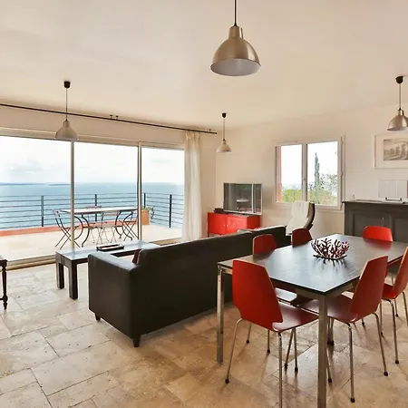 Casa de Férias Belle Moderniste Avec Piscine Théoule-sur-Mer